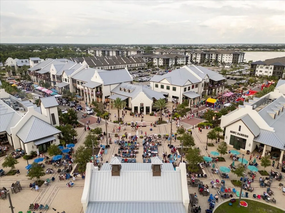 1872 STERN LANE Sarasota, FL 34240