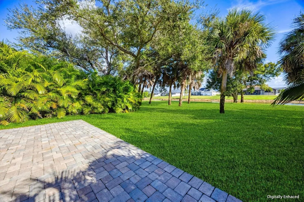 338 BOUNDARY BOULEVARD Rotonda West, FL 33947