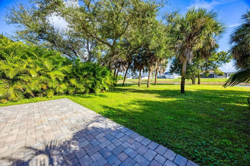 338 BOUNDARY BOULEVARD Rotonda West, FL 33947