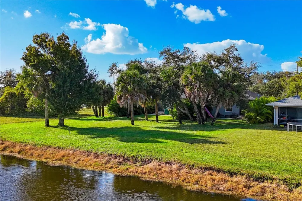 338 BOUNDARY BOULEVARD Rotonda West, FL 33947