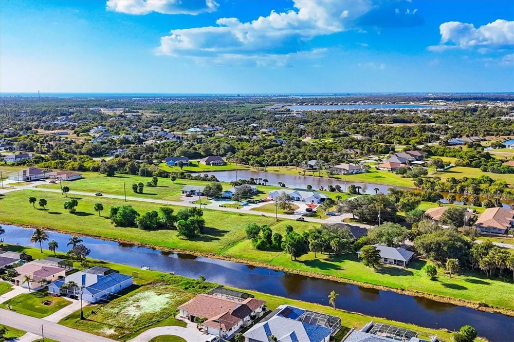 338 BOUNDARY BOULEVARD Rotonda West, FL 33947
