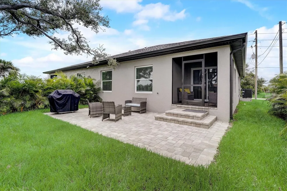338 BOUNDARY BOULEVARD Rotonda West, FL 33947