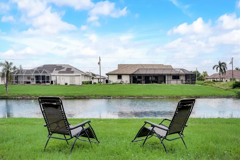 338 BOUNDARY BOULEVARD Rotonda West, FL 33947