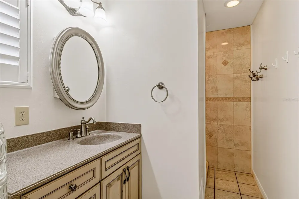 491 CARPENTER AVENUE NW Palm Bay, FL 32907