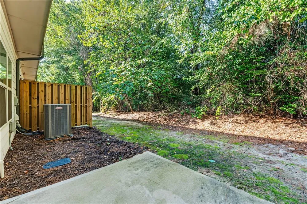 1365 Cooper Springs Rd Grayson, GA 30017
