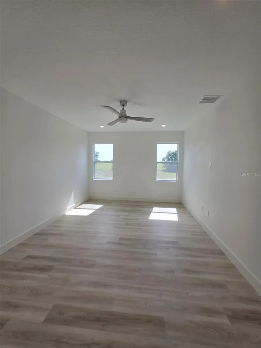 17951 SE 62ND STREET Morriston, FL 32668