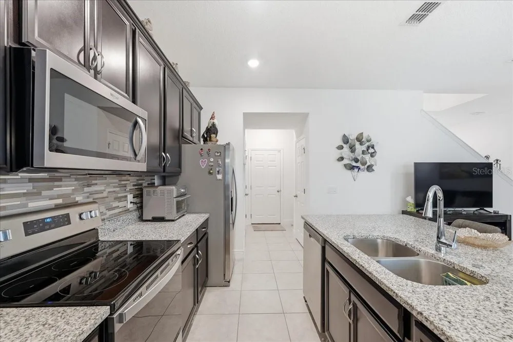 2349 SHADOWLAND LOOP Winter Park, FL 32792