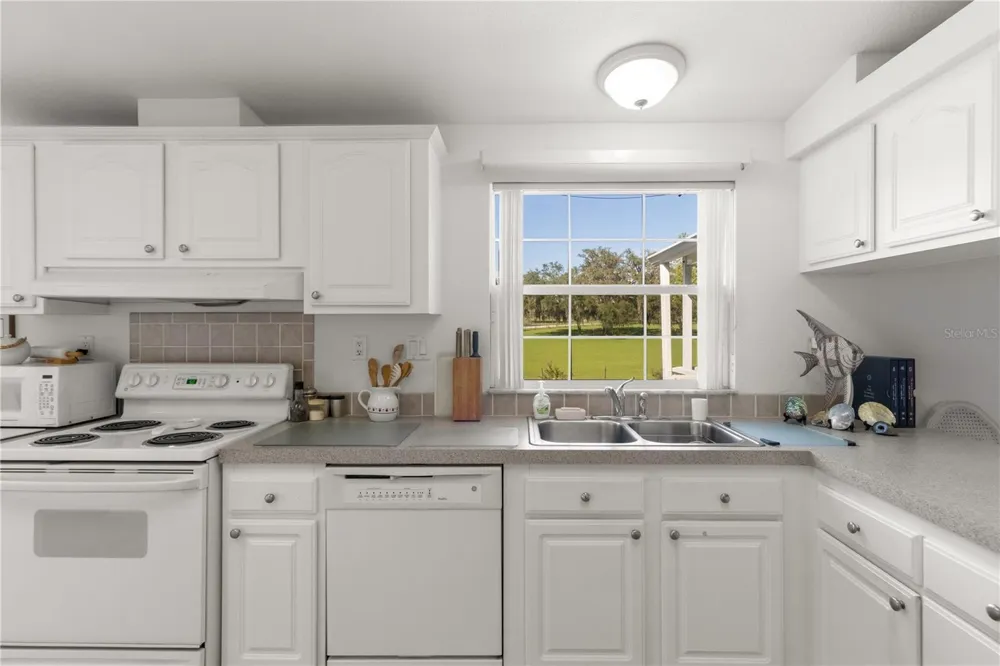 5450 W KNOXVILLE LANE Dunnellon, FL 34433