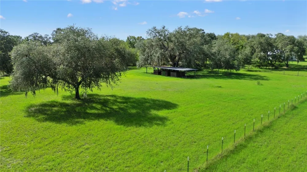 5450 W KNOXVILLE LANE Dunnellon, FL 34433