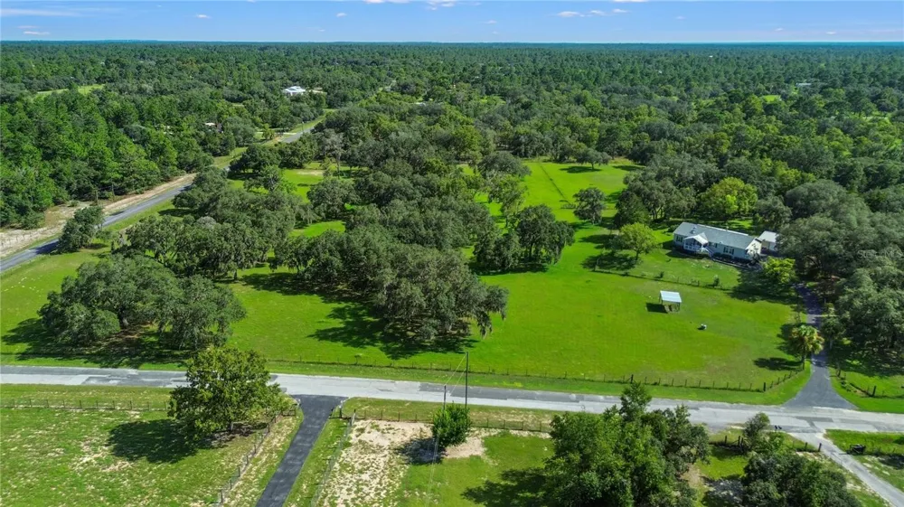 5450 W KNOXVILLE LANE Dunnellon, FL 34433