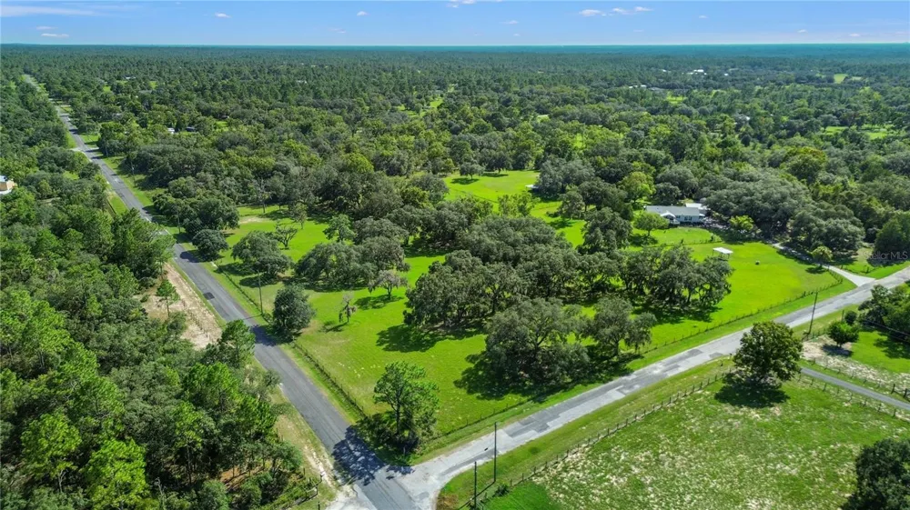 5450 W KNOXVILLE LANE Dunnellon, FL 34433