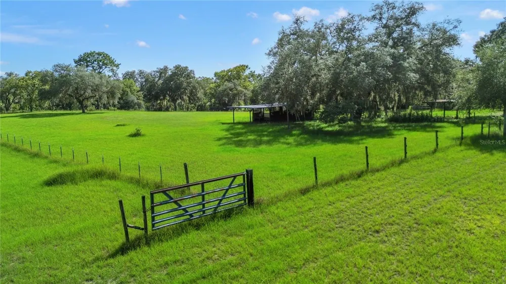 5450 W KNOXVILLE LANE Dunnellon, FL 34433