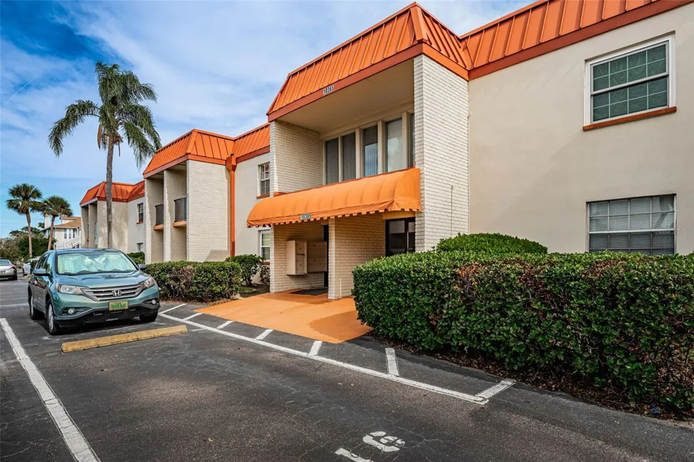 10365 PARADISE BOULEVARD #16 Treasure Island, FL 33706