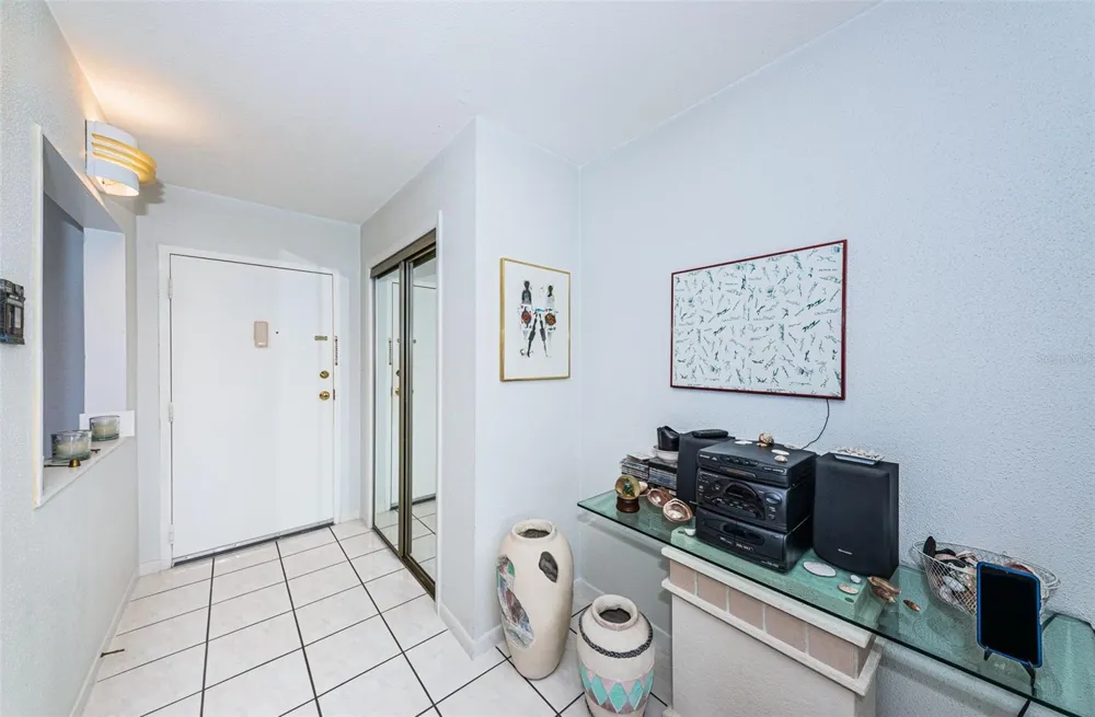 10365 PARADISE BOULEVARD #16 Treasure Island, FL 33706