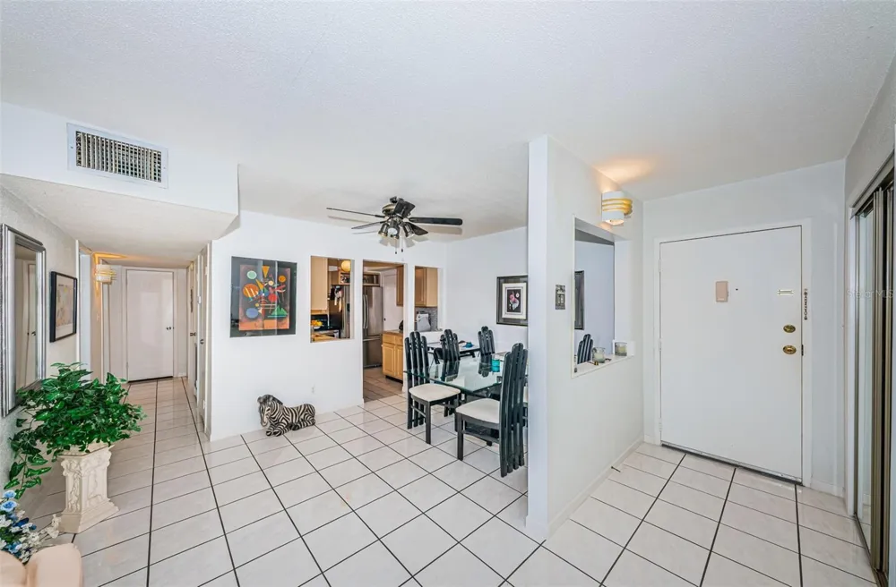 10365 PARADISE BOULEVARD #16 Treasure Island, FL 33706
