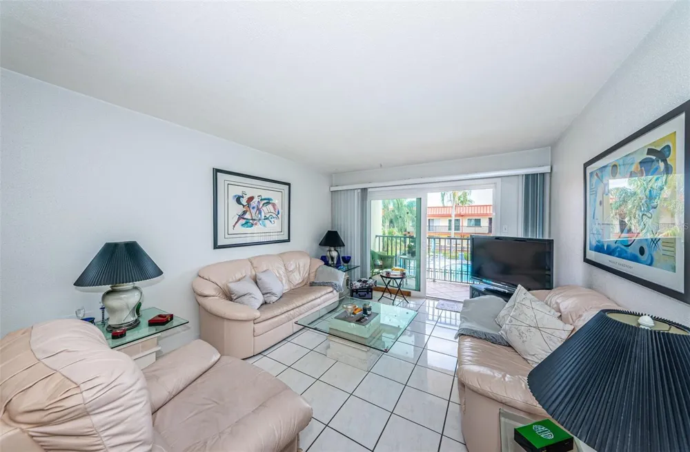 10365 PARADISE BOULEVARD #16 Treasure Island, FL 33706