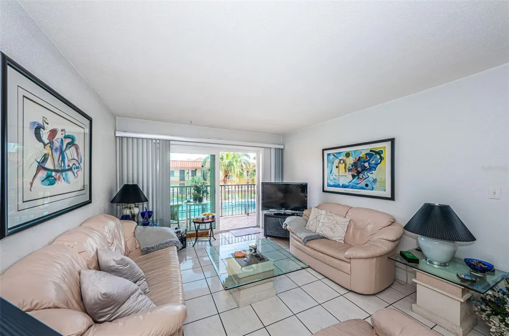 10365 PARADISE BOULEVARD #16 Treasure Island, FL 33706