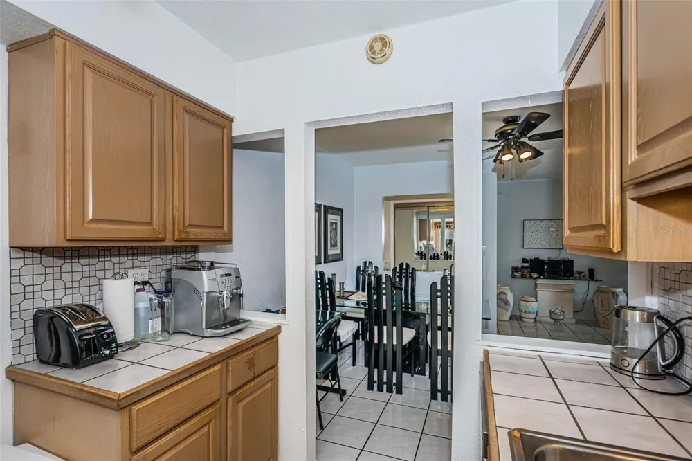10365 PARADISE BOULEVARD #16 Treasure Island, FL 33706