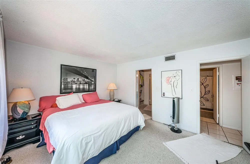 10365 PARADISE BOULEVARD #16 Treasure Island, FL 33706