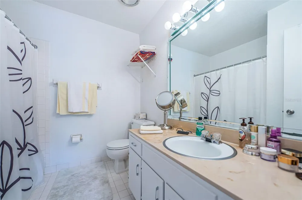 10365 PARADISE BOULEVARD #16 Treasure Island, FL 33706