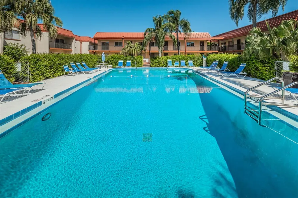10365 PARADISE BOULEVARD #16 Treasure Island, FL 33706