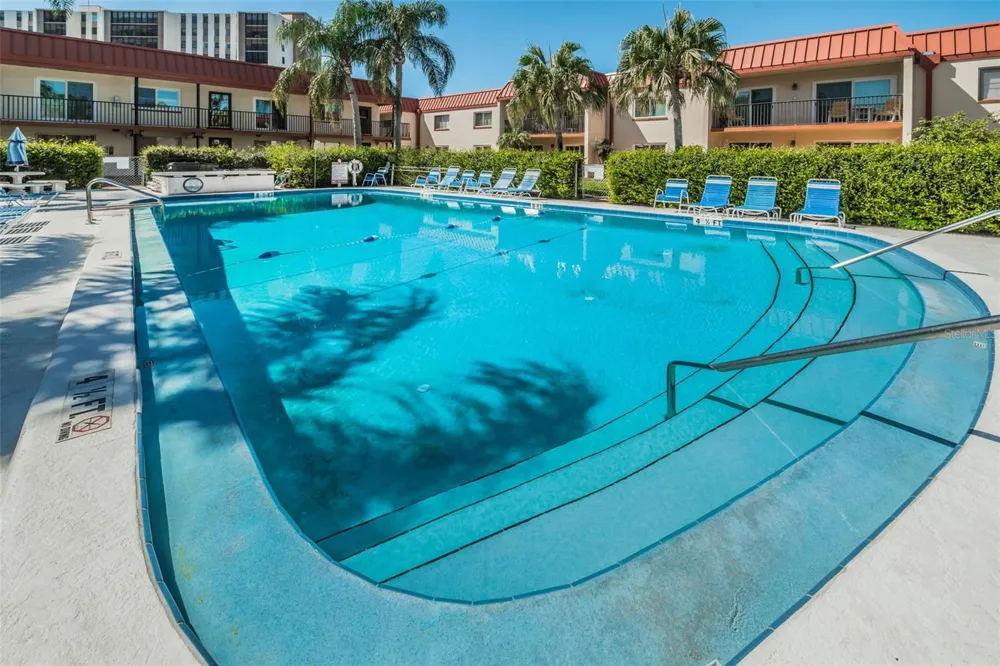 10365 PARADISE BOULEVARD #16 Treasure Island, FL 33706