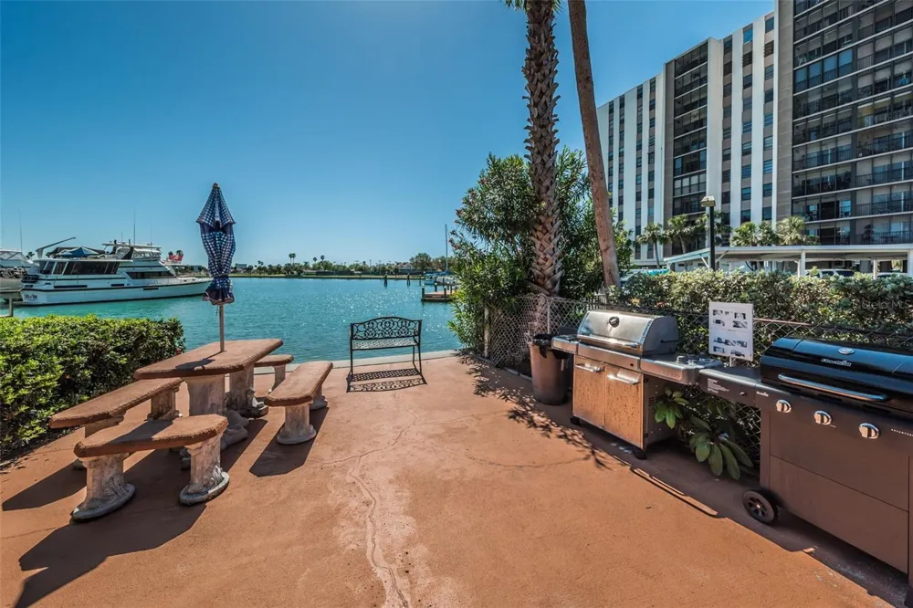 10365 PARADISE BOULEVARD #16 Treasure Island, FL 33706