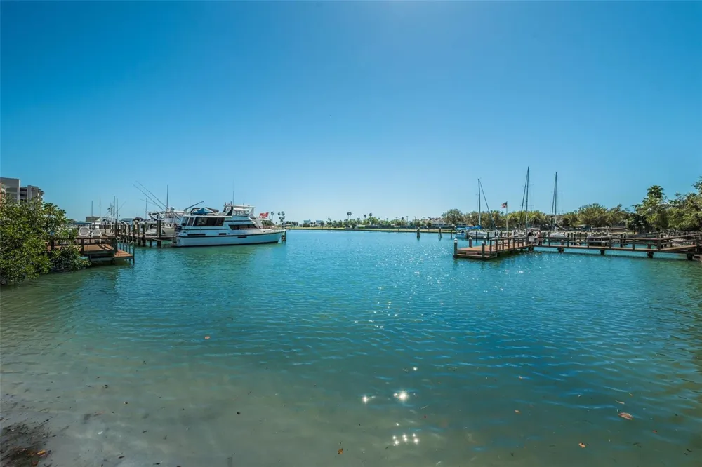 10365 PARADISE BOULEVARD #16 Treasure Island, FL 33706