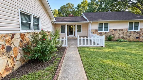 330 Southmoor Circle