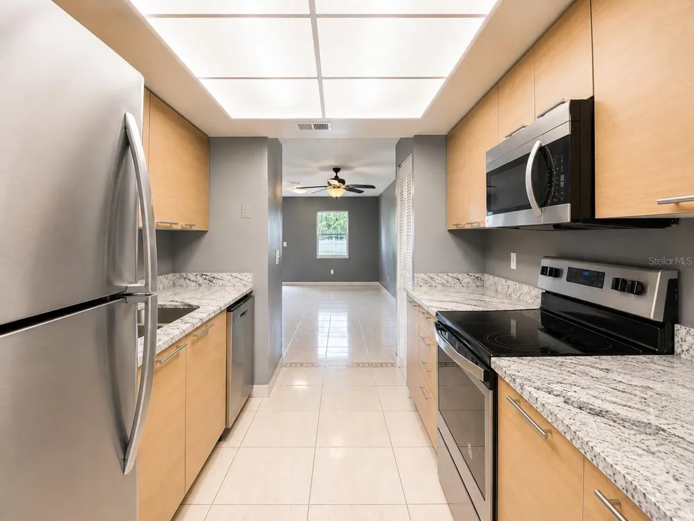 43 W LAS PALMAS WAY Kissimmee, FL 34743