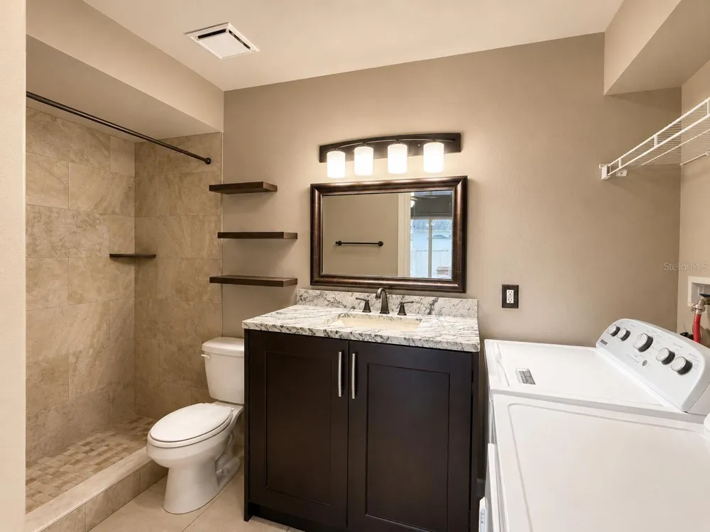 43 W LAS PALMAS WAY Kissimmee, FL 34743