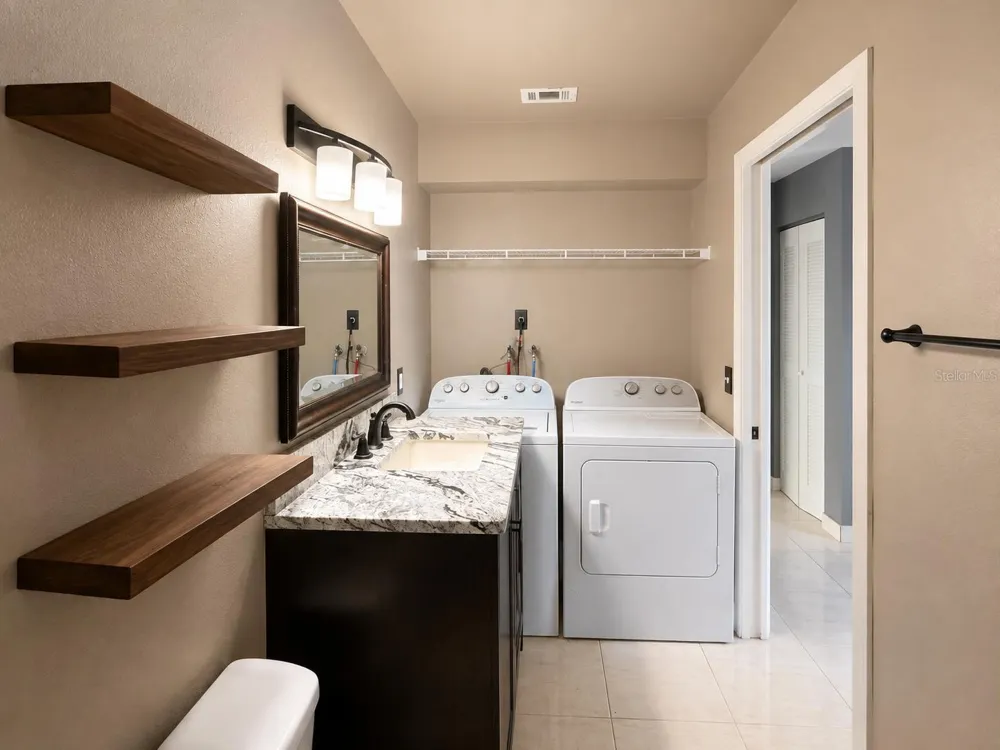 43 W LAS PALMAS WAY Kissimmee, FL 34743