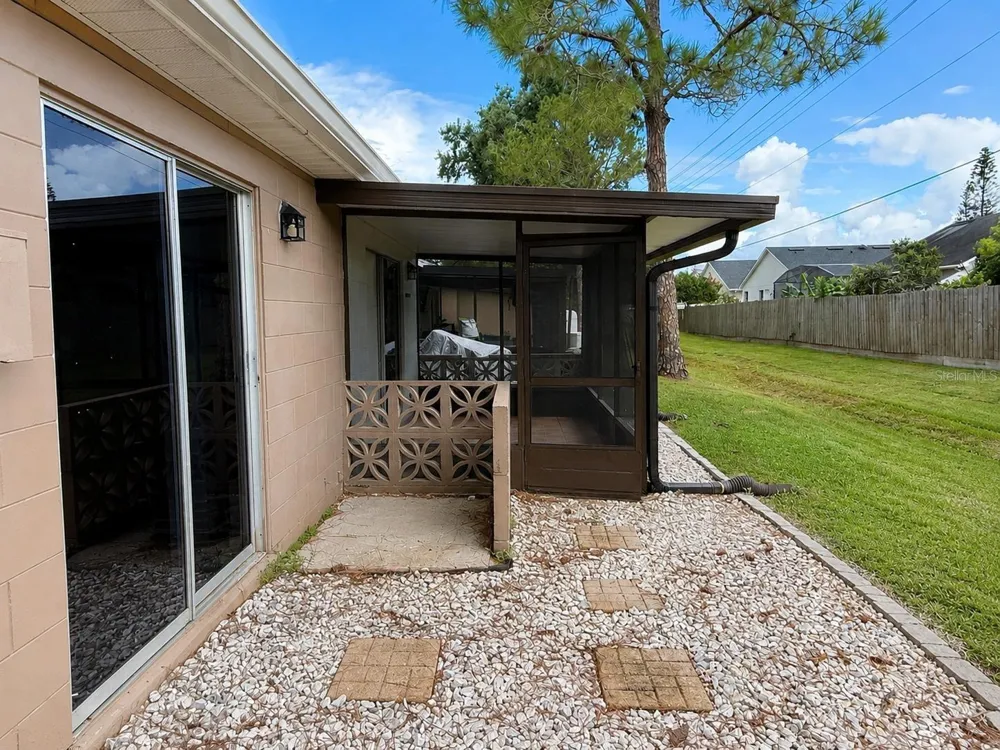 43 W LAS PALMAS WAY Kissimmee, FL 34743