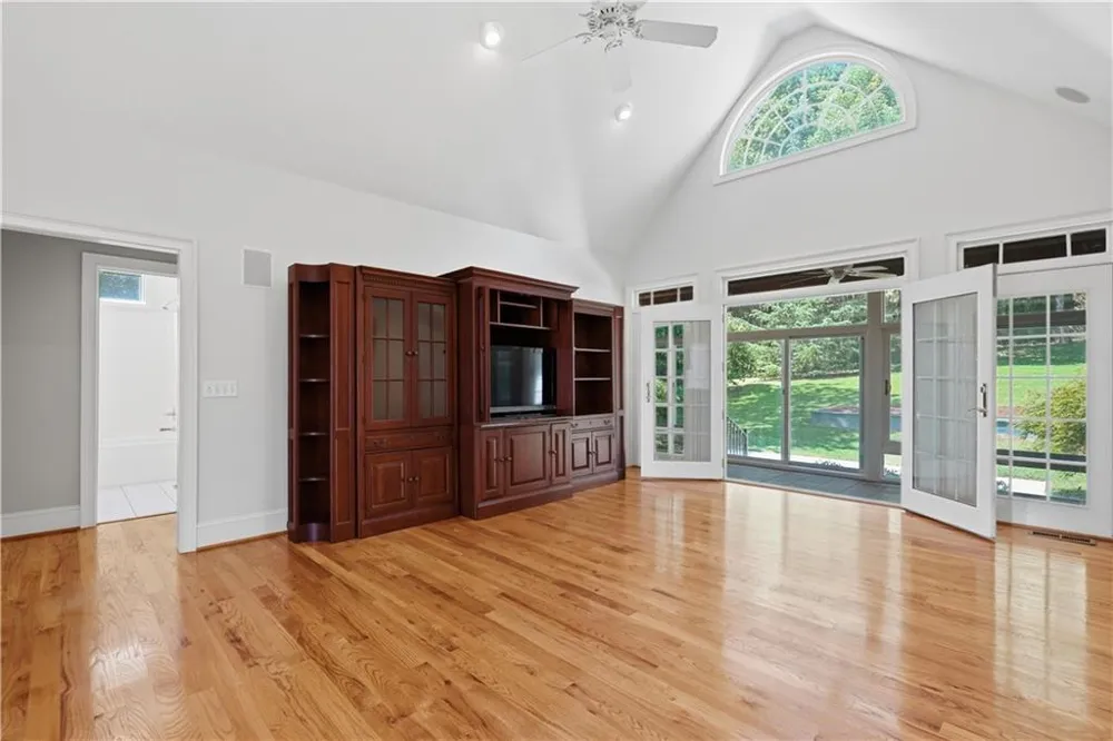 1834 Old Ringgold Road Rocky Face, GA 30740