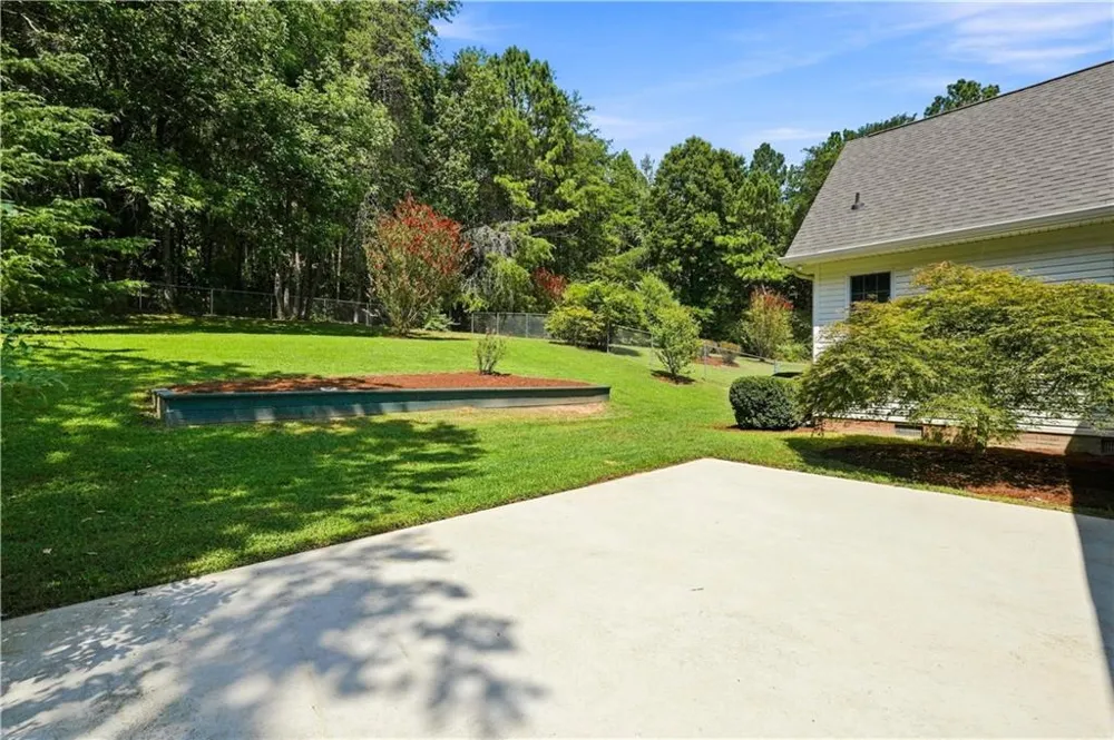 1834 Old Ringgold Road Rocky Face, GA 30740