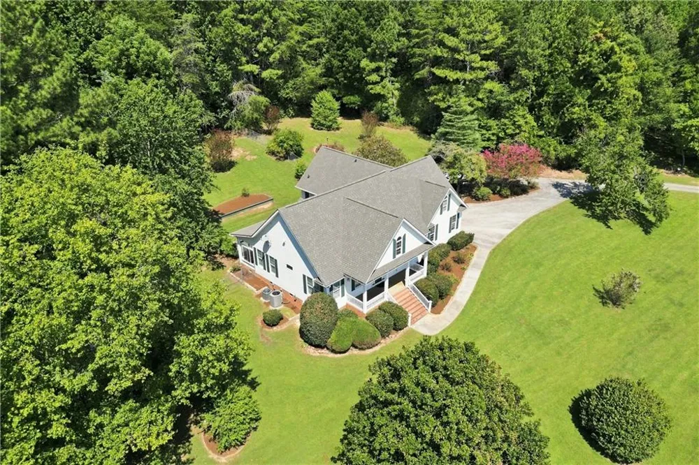 1834 Old Ringgold Road Rocky Face, GA 30740