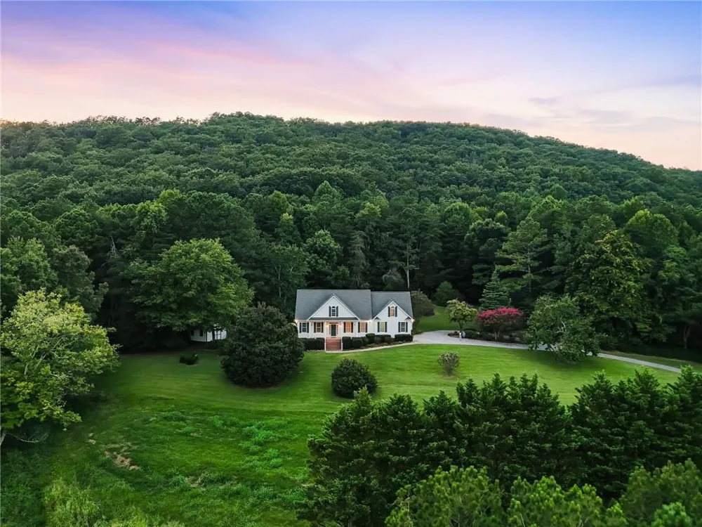 1834 Old Ringgold Road Rocky Face, GA 30740