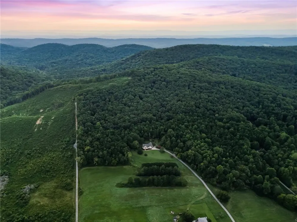 1834 Old Ringgold Road Rocky Face, GA 30740