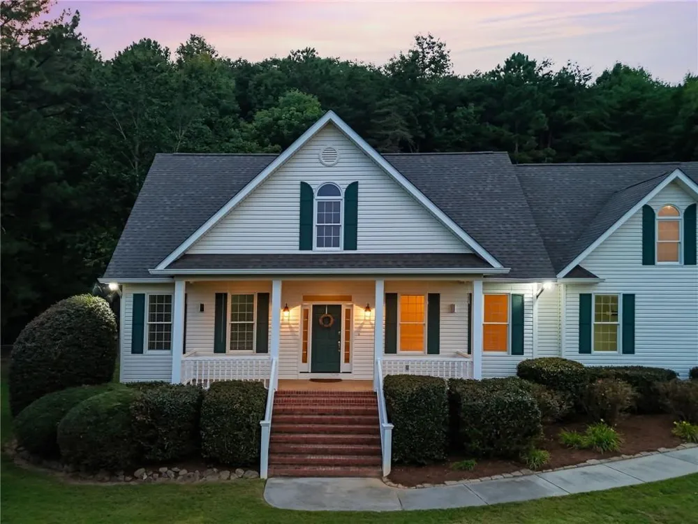 1834 Old Ringgold Road Rocky Face, GA 30740