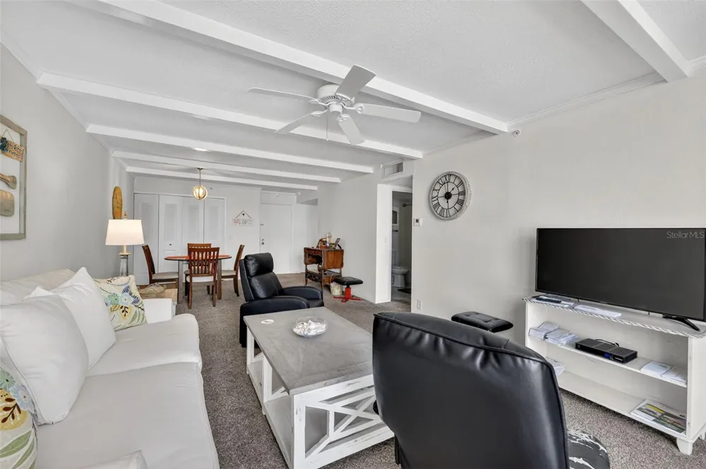 255 DOLPHIN POINT #211 Clearwater, FL 33767