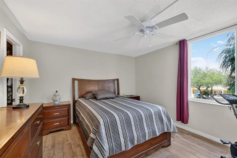 255 DOLPHIN POINT #211 Clearwater, FL 33767