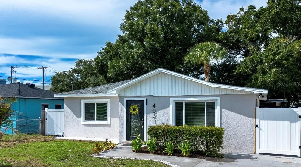 4021 W CASS STREETS Tampa, FL 33609