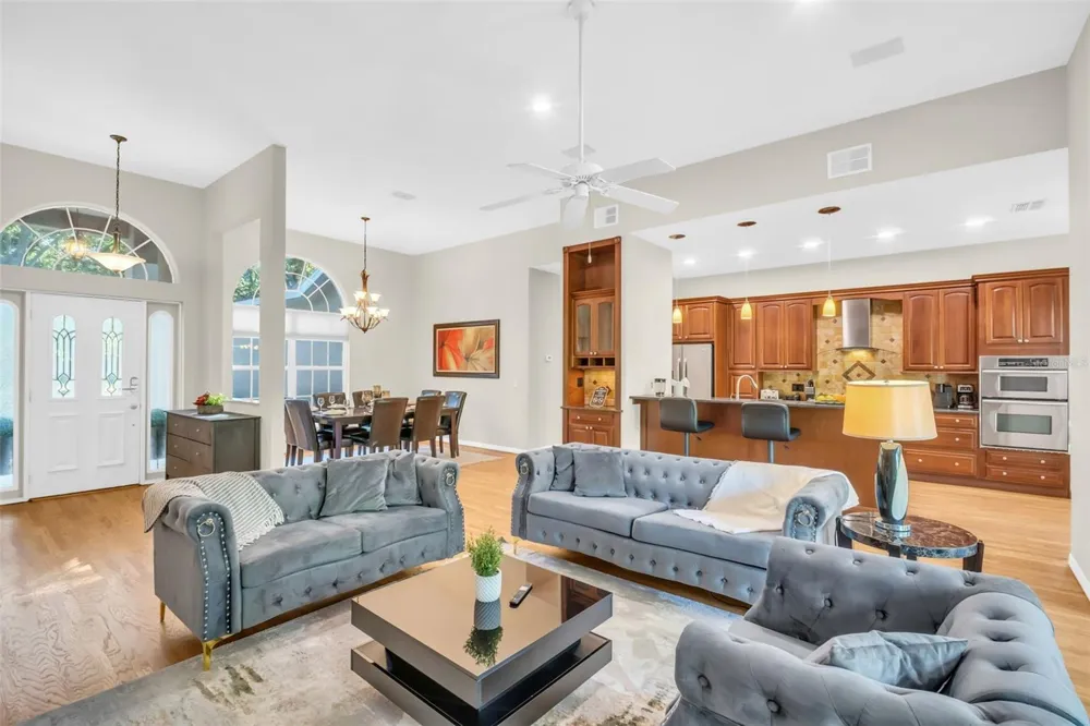 2270 BARBARA DRIVE Clearwater, FL 33764