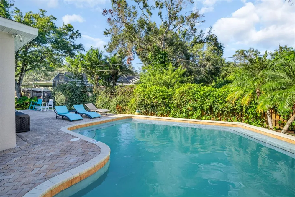 2270 BARBARA DRIVE Clearwater, FL 33764