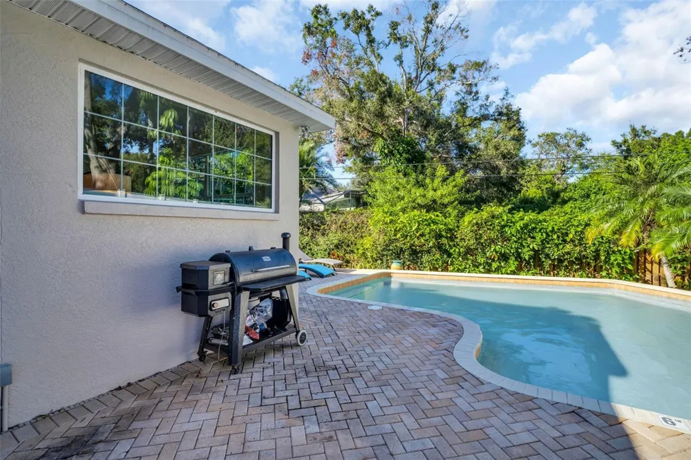 2270 BARBARA DRIVE Clearwater, FL 33764