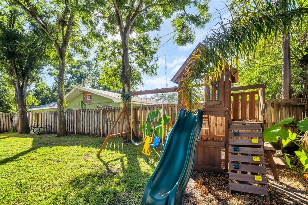 2270 BARBARA DRIVE Clearwater, FL 33764