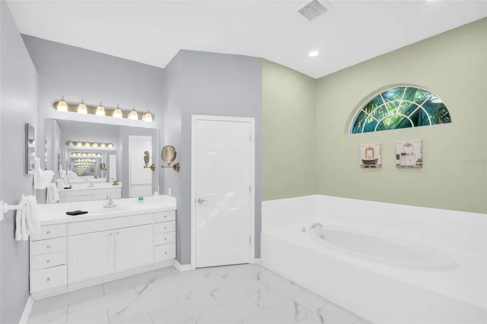 2270 BARBARA DRIVE Clearwater, FL 33764