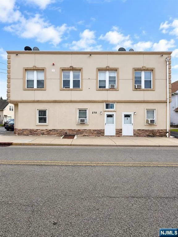 275 Delawanna Avenue 4 Clifton, NJ 07014