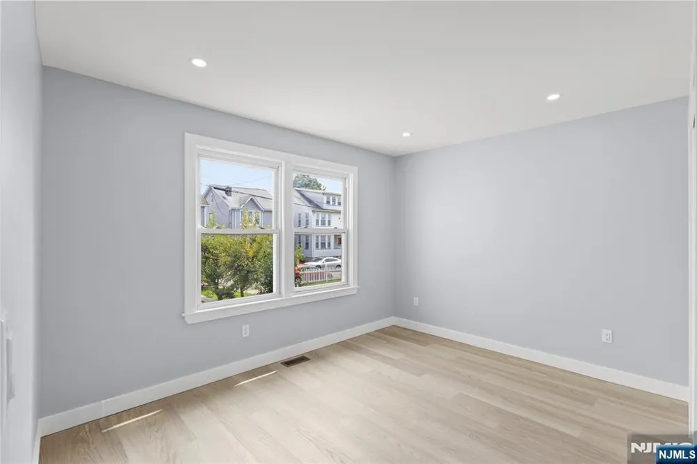 97 Cedar Hill Avenue Belleville, NJ 07109