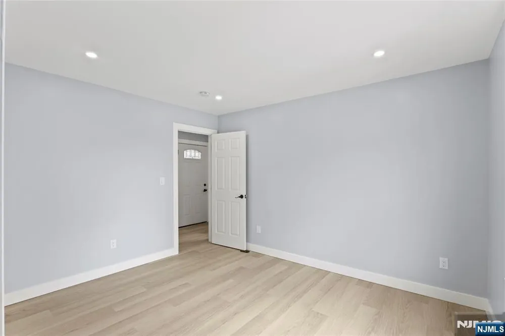 97 Cedar Hill Avenue Belleville, NJ 07109